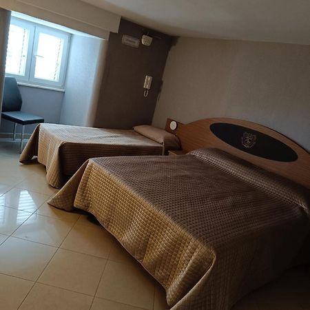 Buono B&B Наполи Екстериор снимка