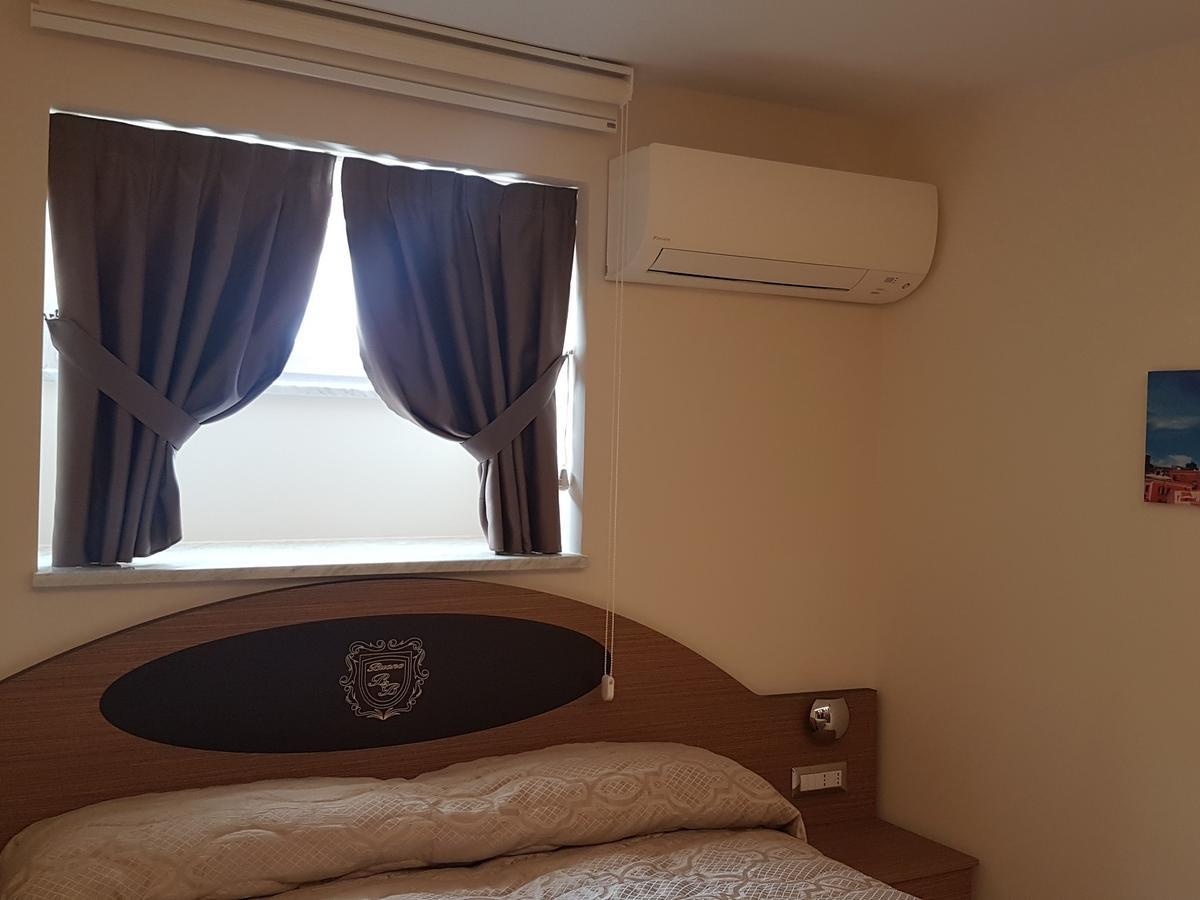 Buono B&B Наполи Екстериор снимка